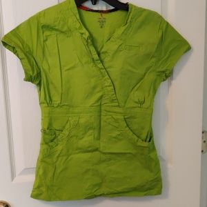 Chic Flex scrub top
